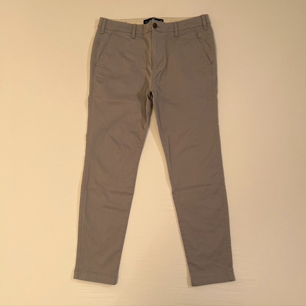 Hollister Advanced Stretch Supper Skinny Grey Chino Pants 32x30